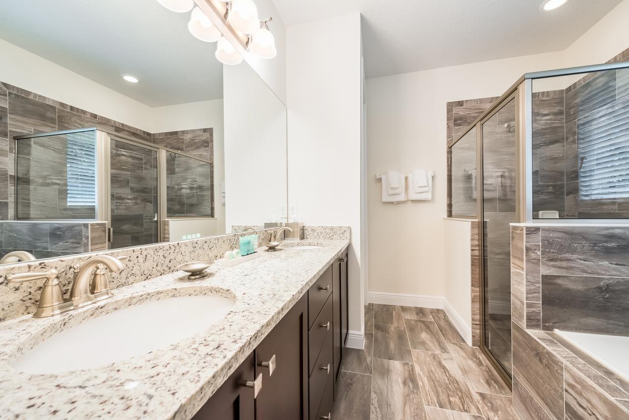 Stylish Home By Rentyl With Water Park Access Near Disney - 7497M Orlando Exterior photo